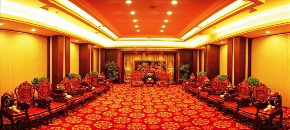 Picturesque Hotel Wuxi  Exteriör bild